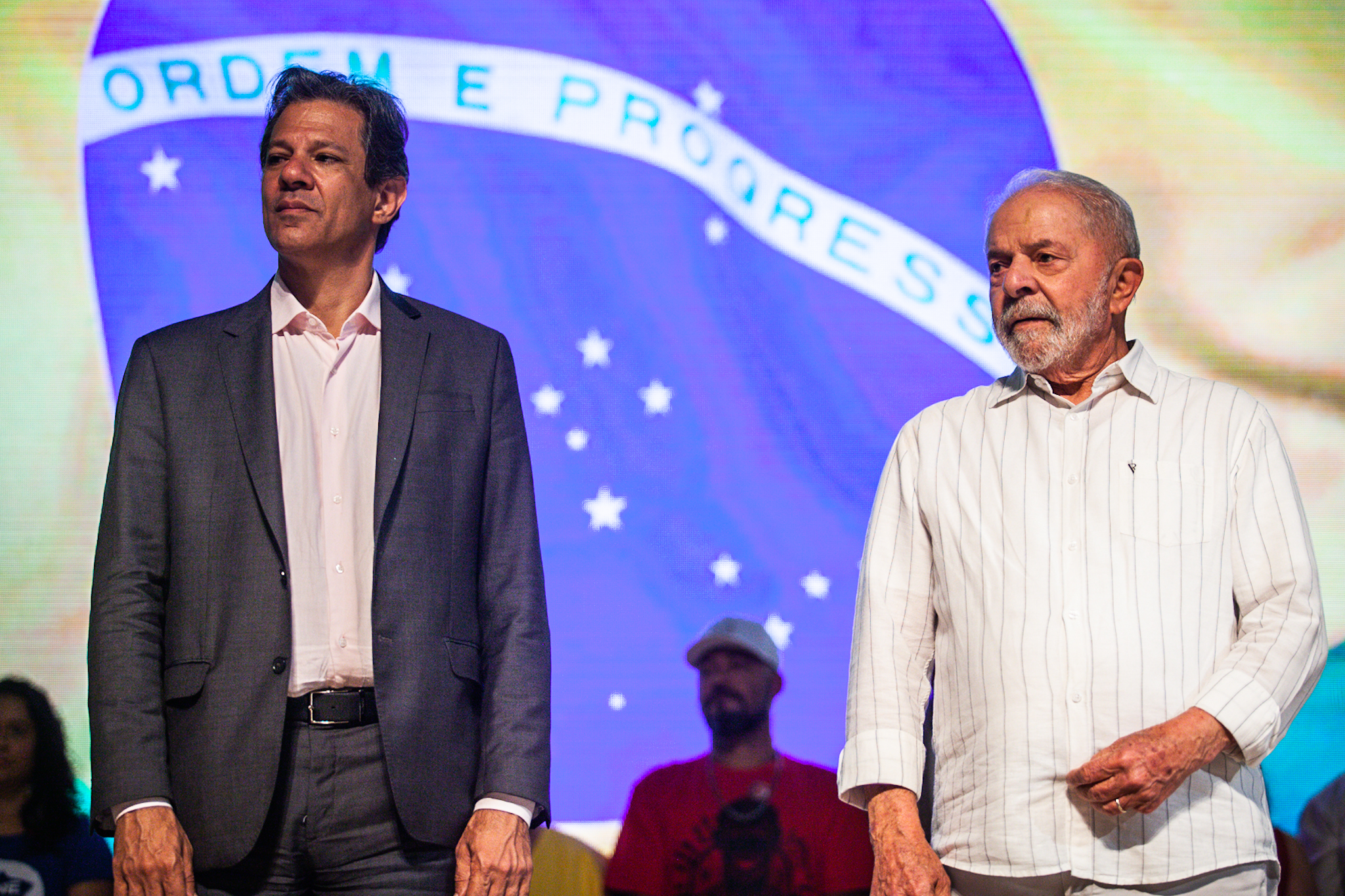 Com Lula, Haddad retorna ao Tuca e reitera: “domingo vamos encerrar uma página nebulosa de SP e do Brasil e começar uma nova com direitos e esperança”