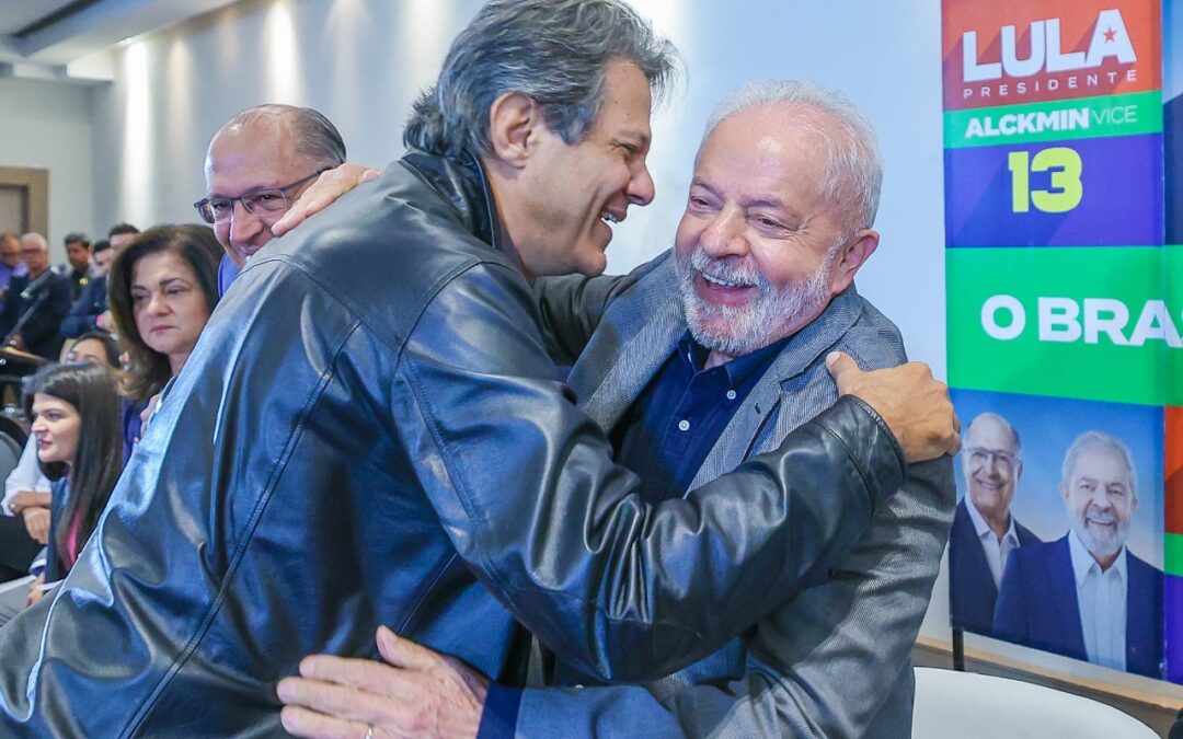 Com Lula e Alckmin, Haddad defende o direito à liberdade religiosa em encontro com pastores evangélicos